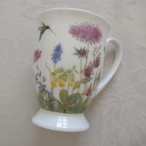 Poppy Stechcol Pedestal Footed Mug Cup wildflower Hummingbird